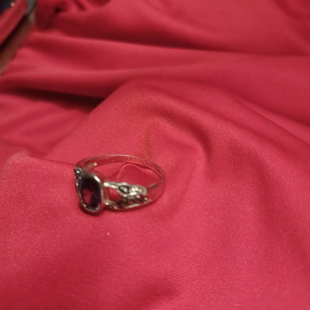 Elegant 925 Silver Amethyst Ring Size 9 1/2